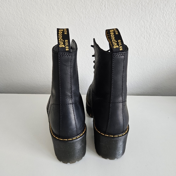 Like New Dr Martens | Shriver Hi Leather Block Heel Boots Black, Womens 9 - Picture 8 of 10